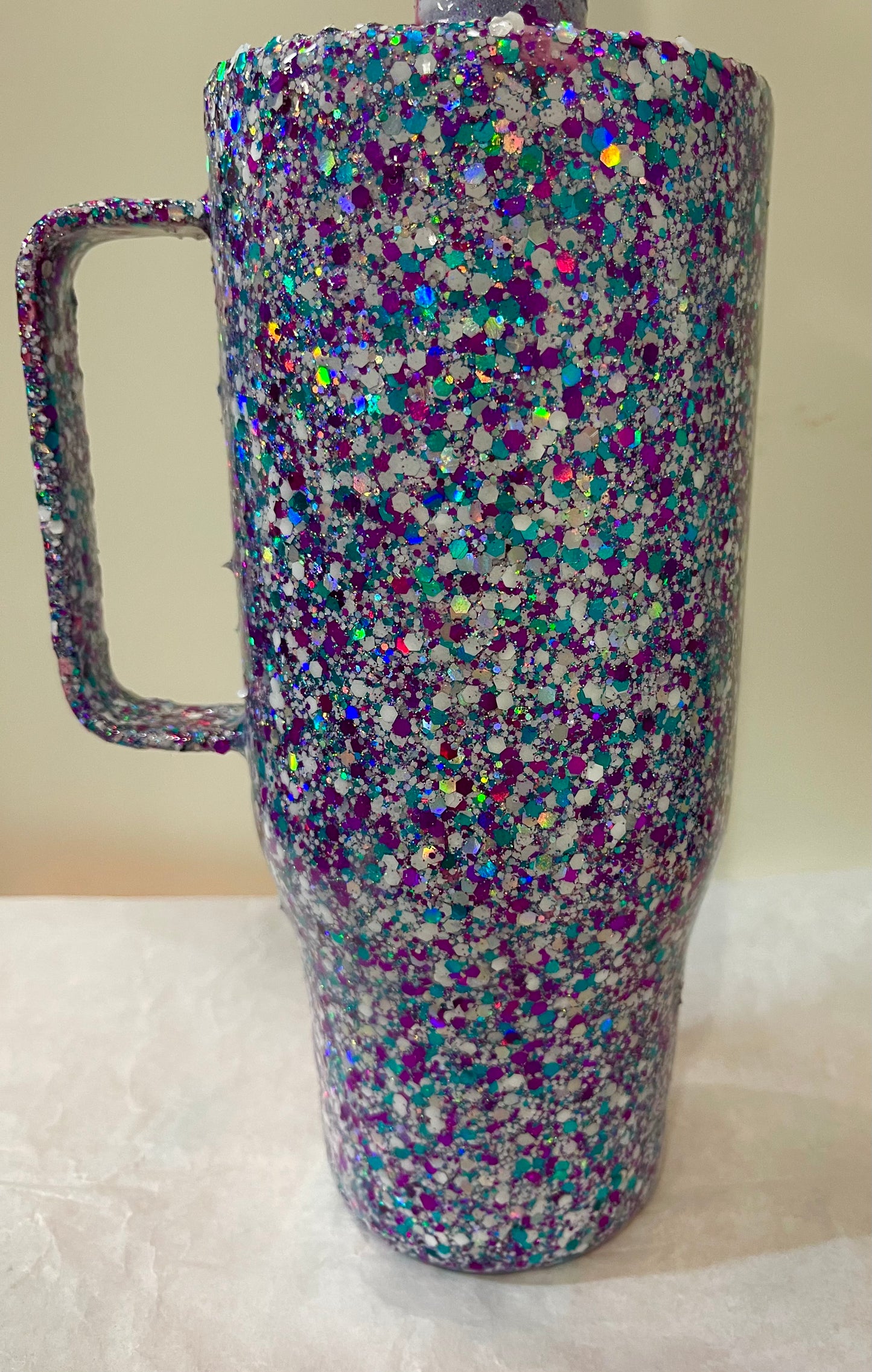 24oz Glitter curved Hoggdle  straight Tumbler. Custom order